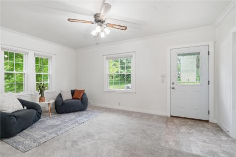 305 E Cedar Street Anamosa IA 52205
