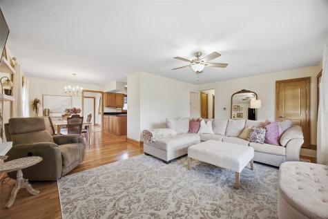 634 Grant Wood Drive SE Cedar Rapids IA 52403