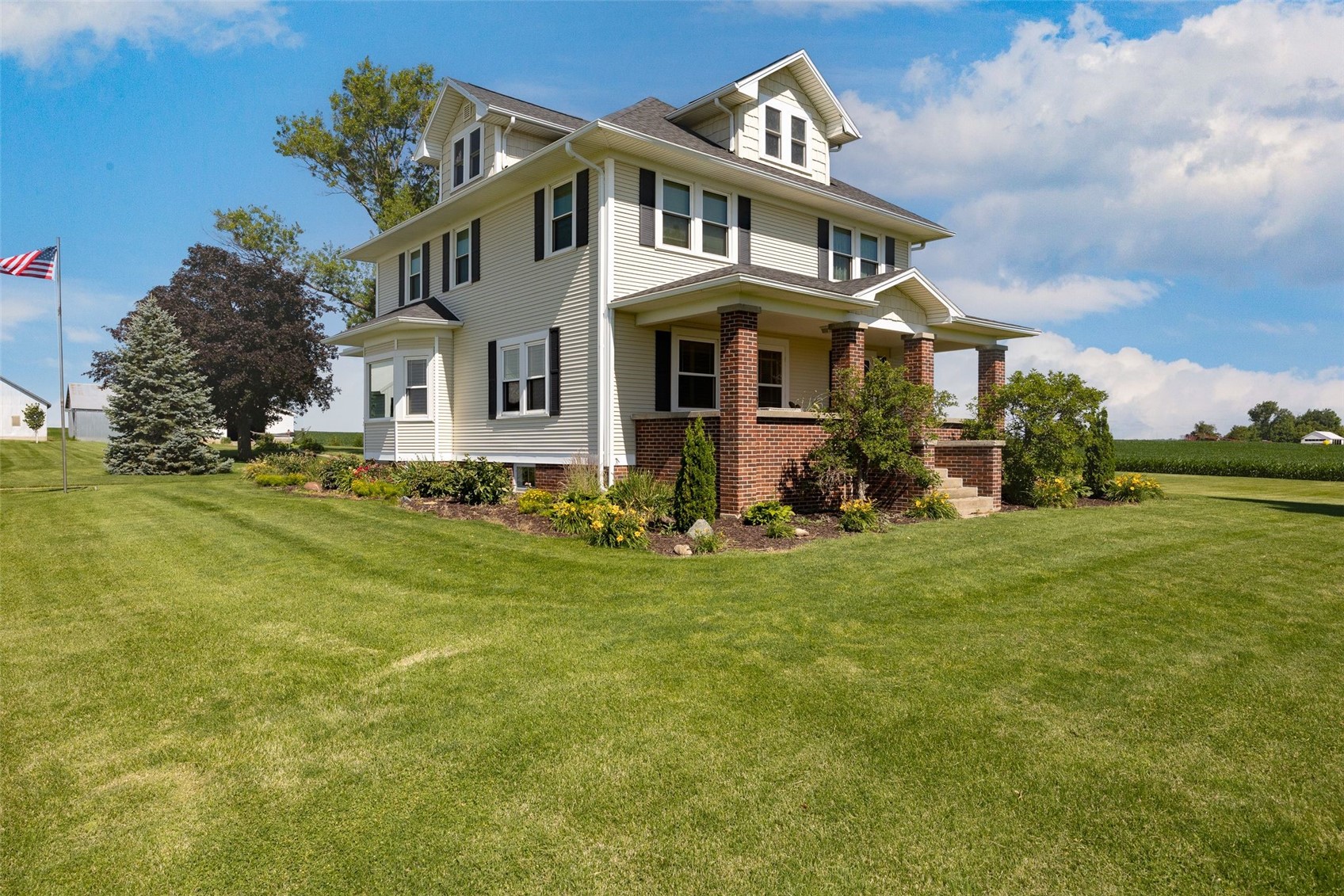 6453 31st Avenue Shellsburg IA 52332