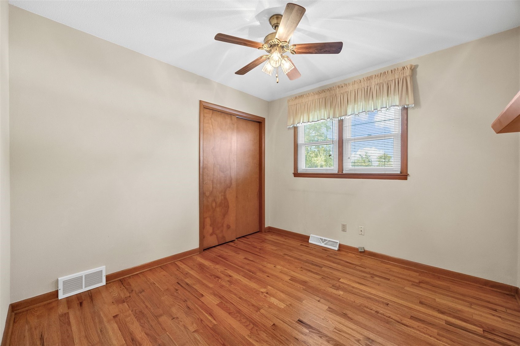 1355 Mcgowan Boulevard Marion IA 52302