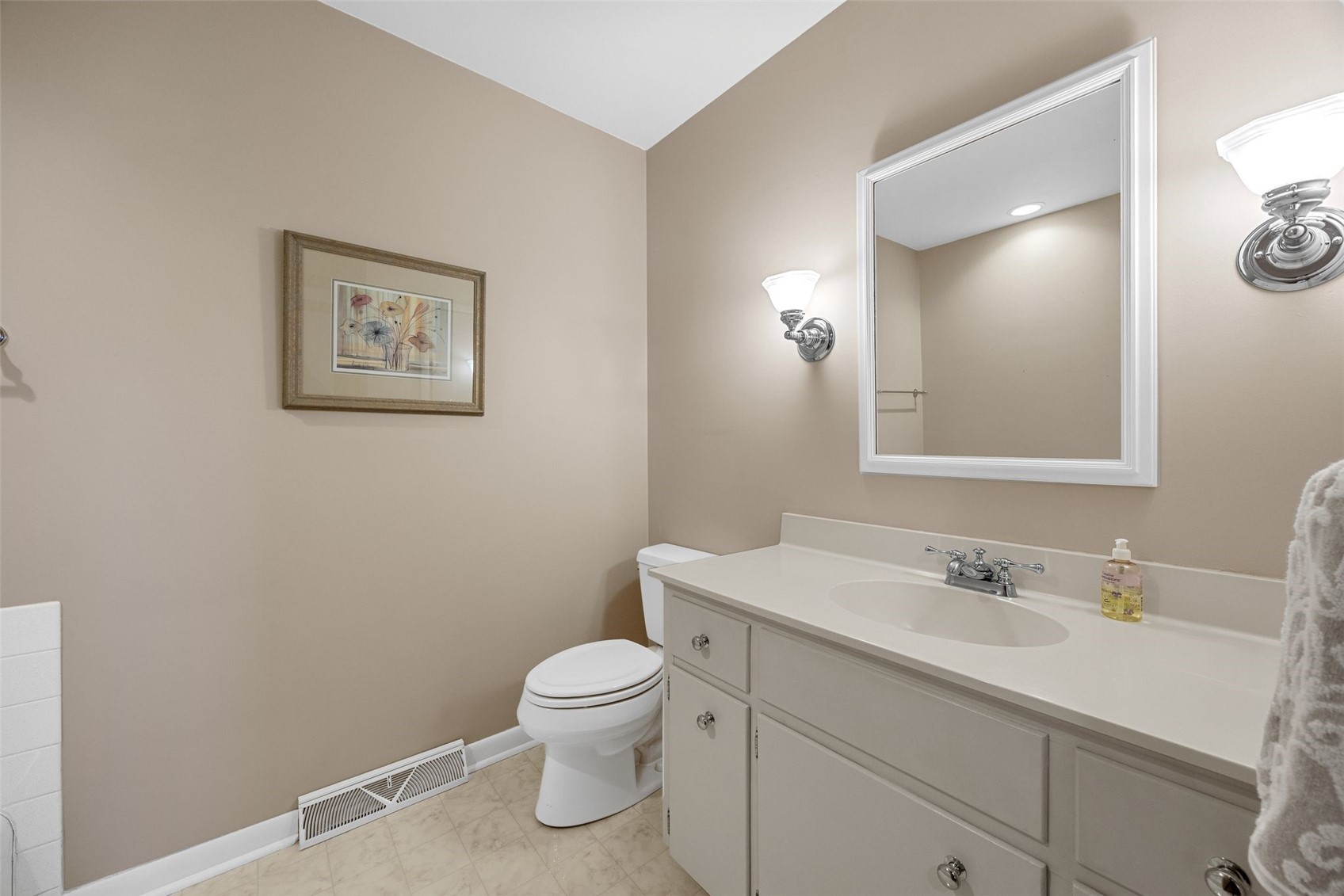 1355 Mcgowan Boulevard Marion IA 52302