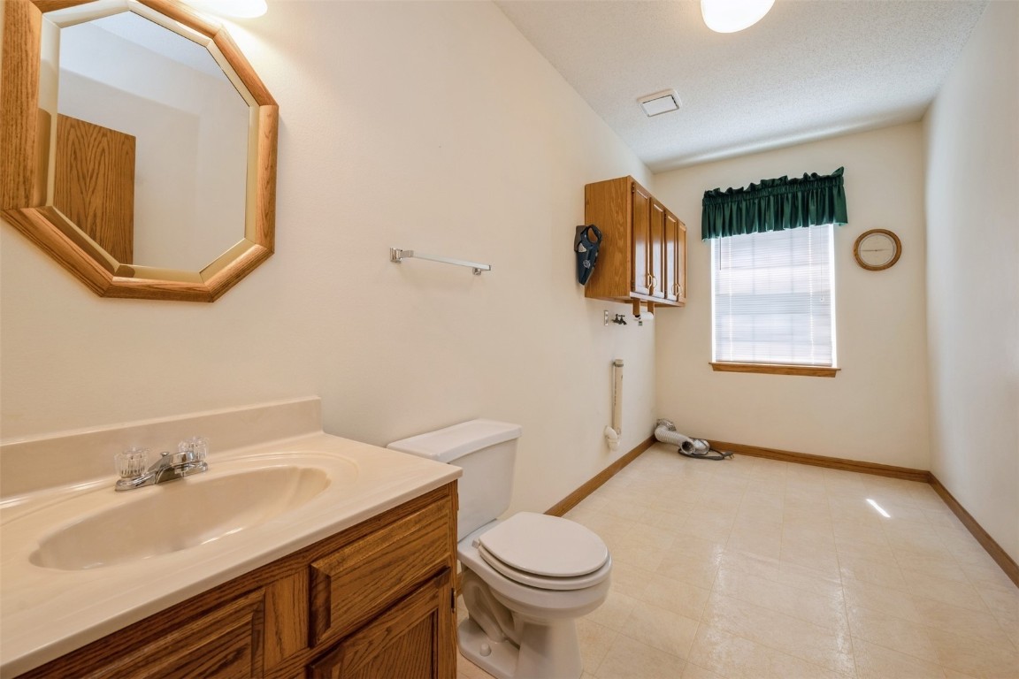 1985 39th Street Marion IA 52302