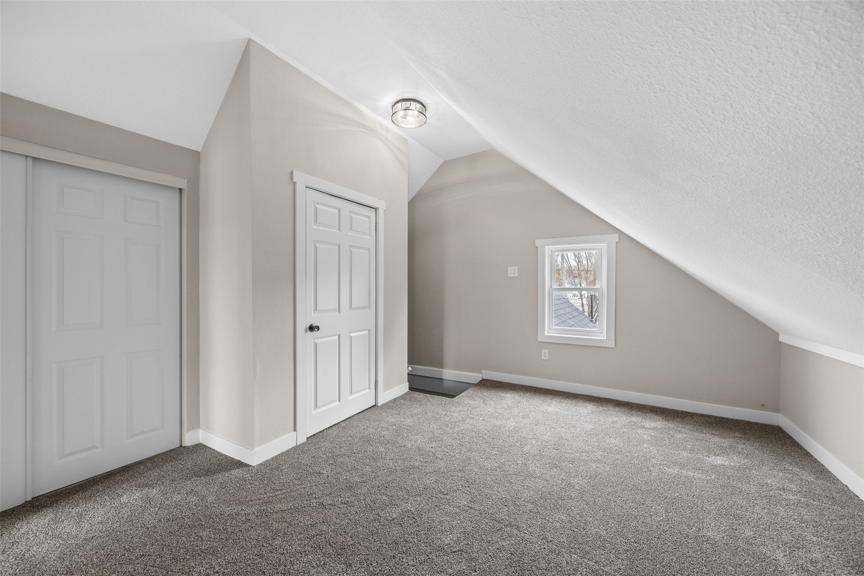 1106 9th Street SE Cedar Rapids IA 52401