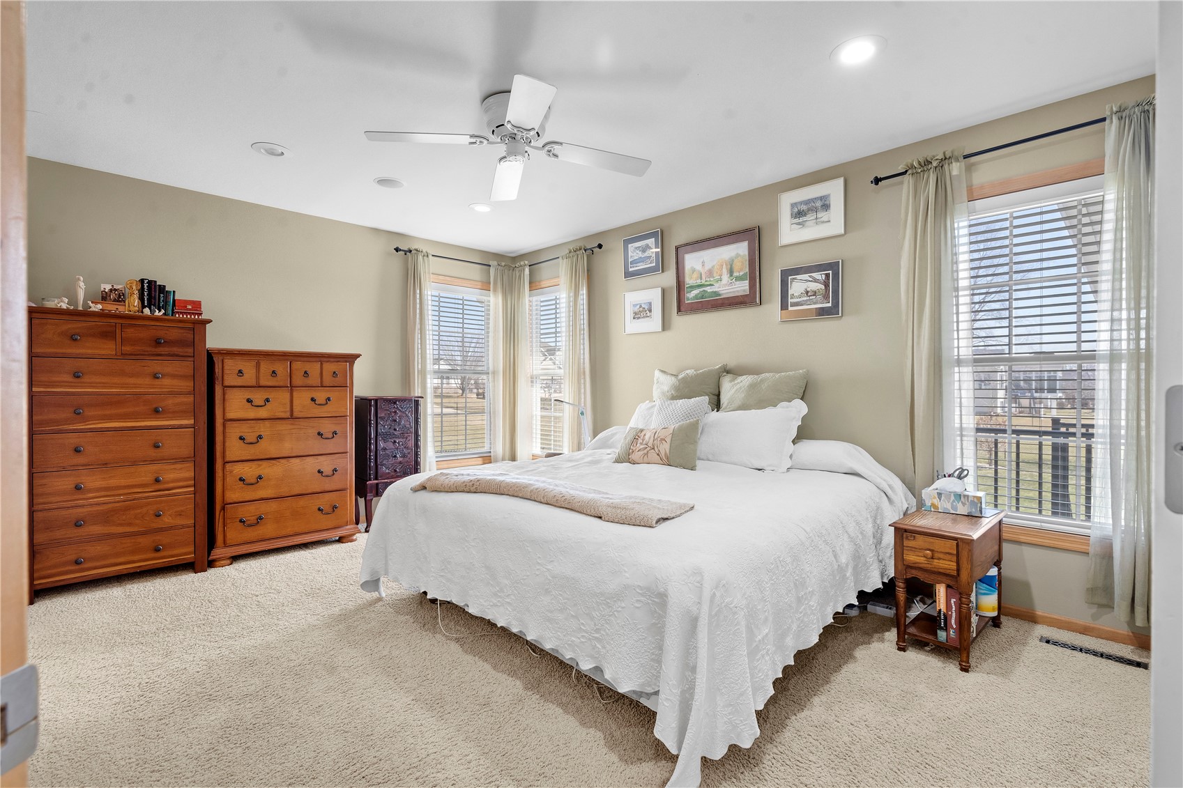 545 Brougham Road Robins IA 52328