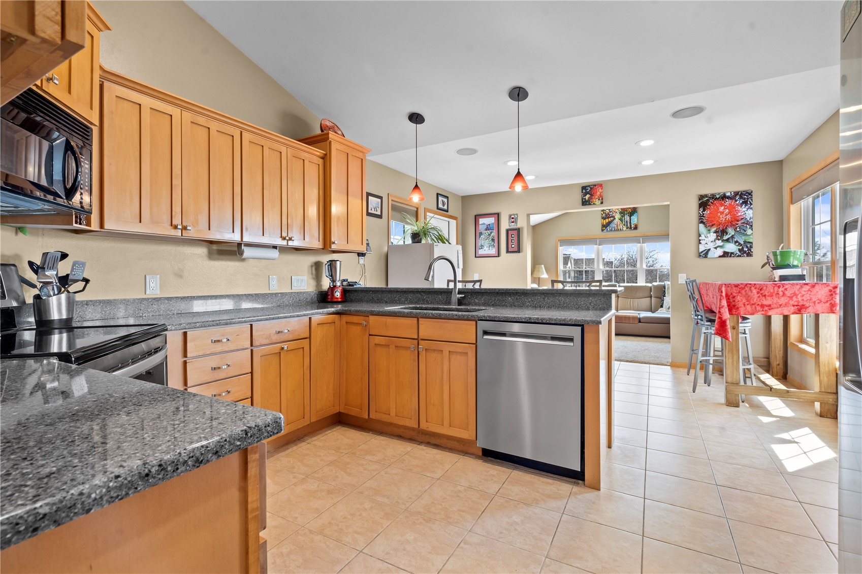545 Brougham Road Robins IA 52328