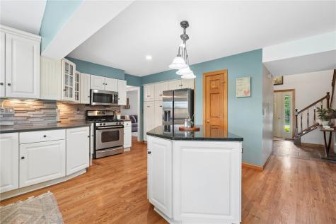 7323 Revere Drive NE Cedar Rapids IA 52402