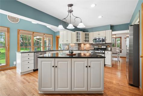 7323 Revere Drive NE Cedar Rapids IA 52402