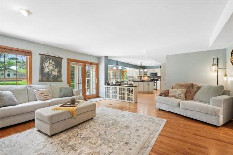 7323 Revere Drive NE Cedar Rapids IA 52402