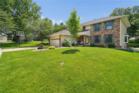 7323 Revere Drive NE Cedar Rapids IA 52402