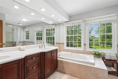 7323 Revere Drive NE Cedar Rapids IA 52402