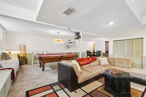 7323 Revere Drive NE Cedar Rapids IA 52402