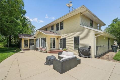 7323 Revere Drive NE Cedar Rapids IA 52402
