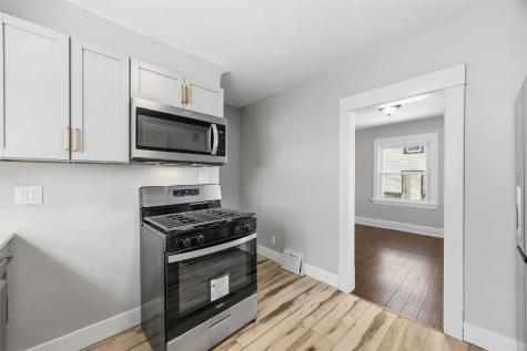 304 34th Street NE Cedar Rapids IA 52402
