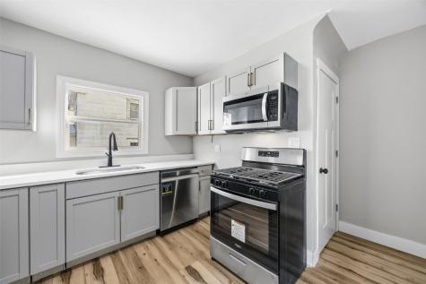 304 34th Street NE Cedar Rapids IA 52402