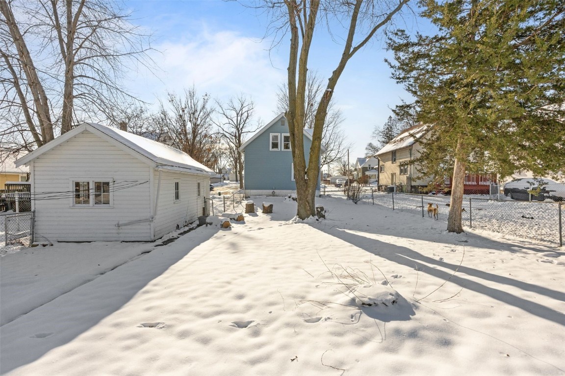 304 34th Street NE Cedar Rapids IA 52402