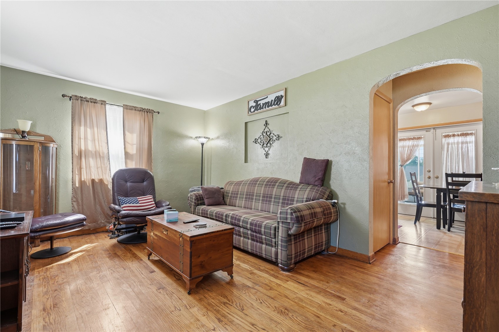 709 37th Street NE Cedar Rapids IA 52402