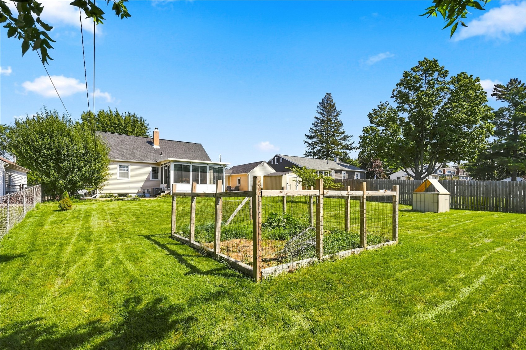 709 37th Street NE Cedar Rapids IA 52402