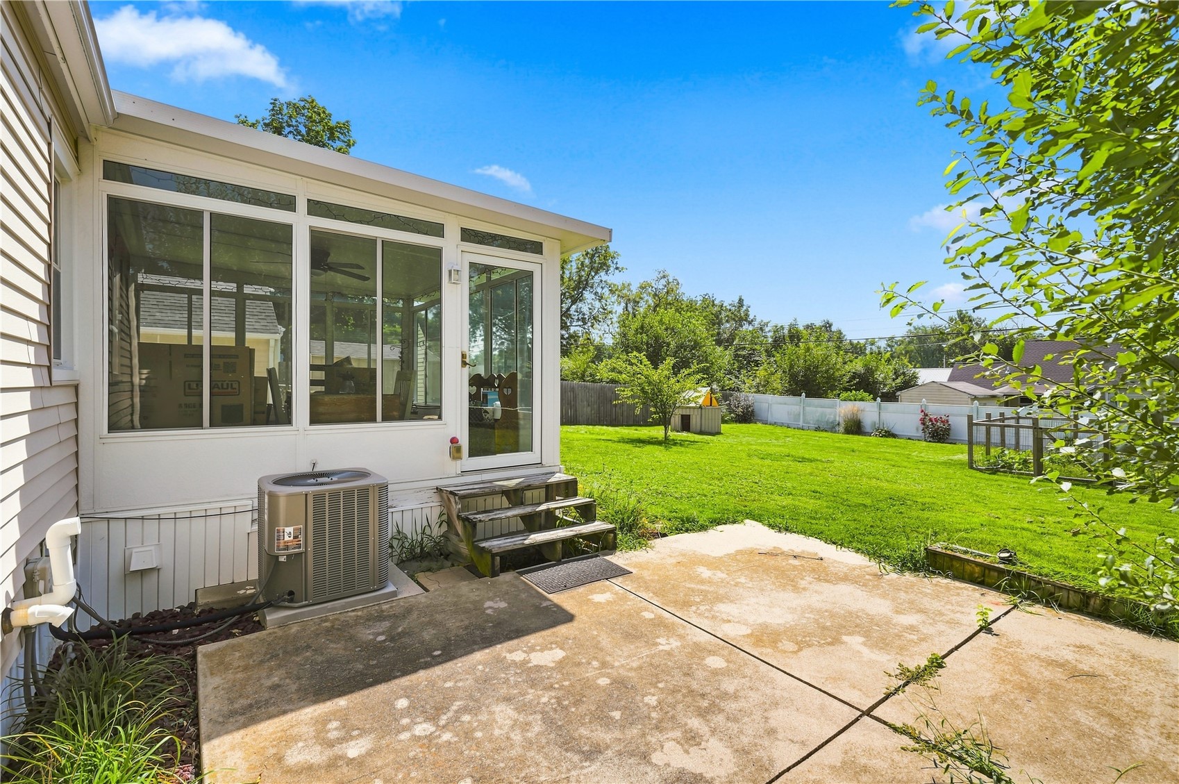709 37th Street NE Cedar Rapids IA 52402