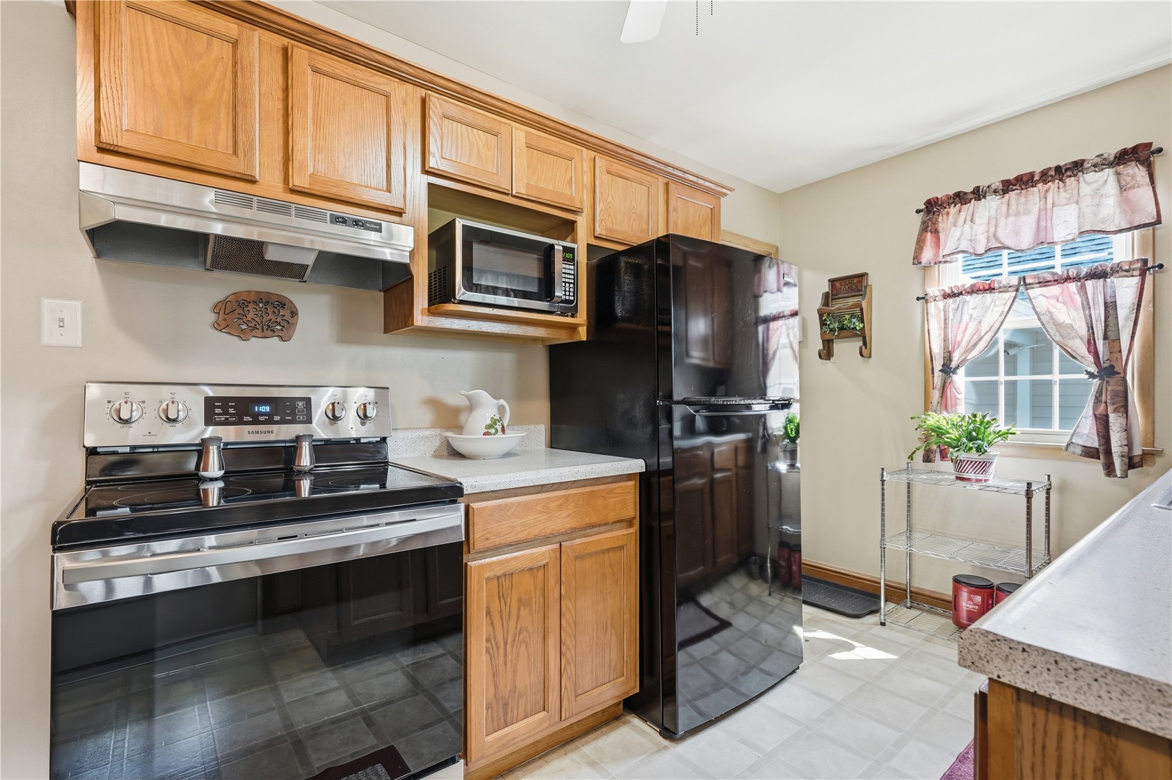 709 37th Street NE Cedar Rapids IA 52402