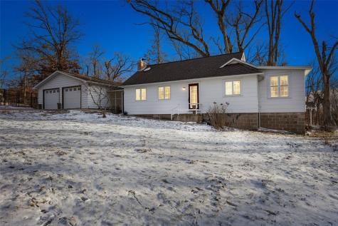 601 Carroll Drive SE Cedar Rapids IA 52403