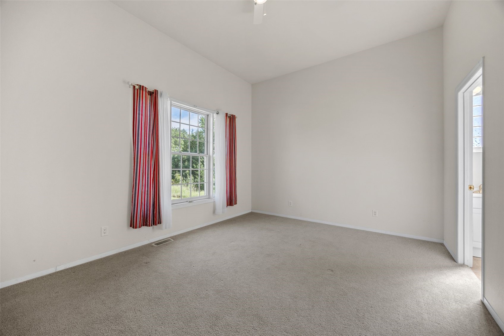 2245 288th Drive Williamsburg IA 52361