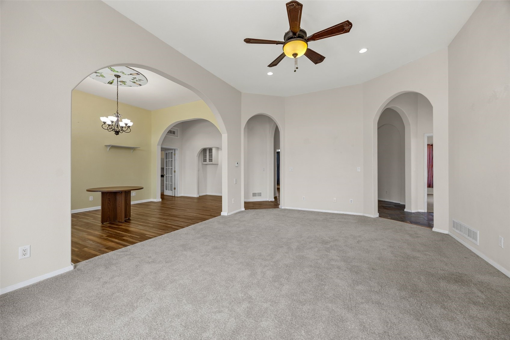 2245 288th Drive Williamsburg IA 52361