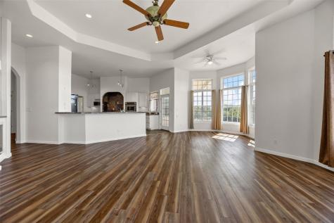 2245 288th Drive Williamsburg IA 52361