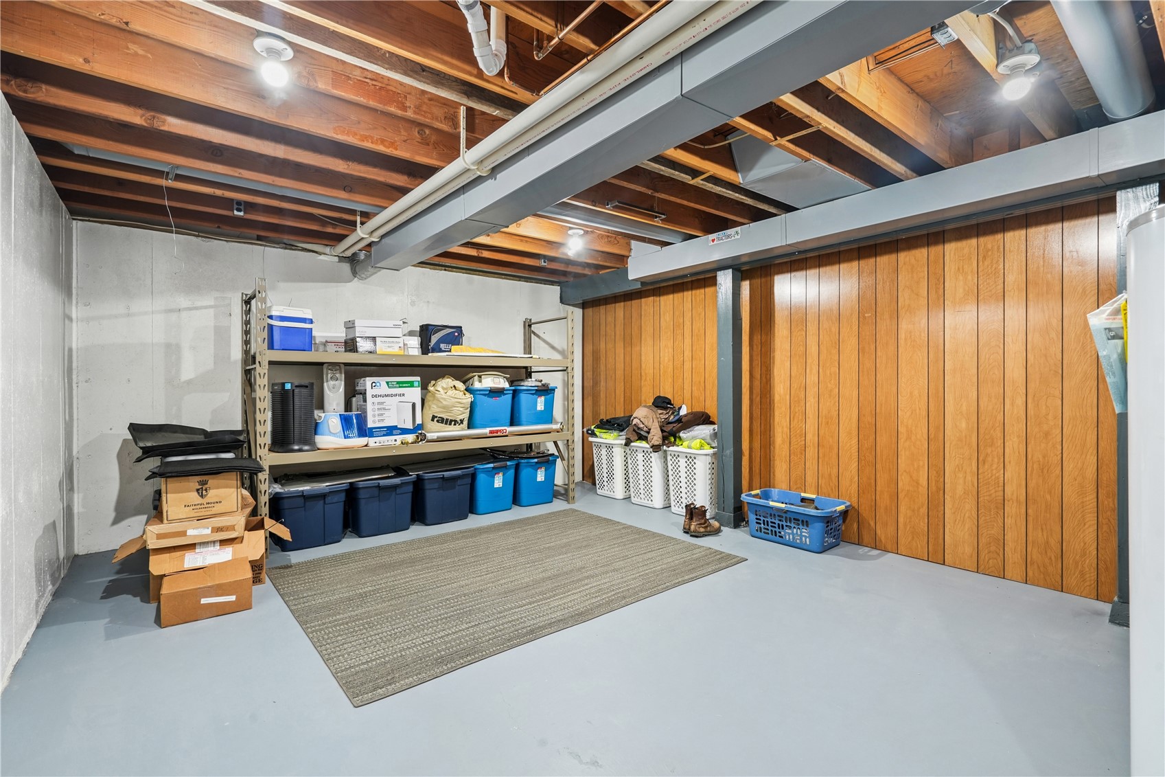 45 N. Mentzer Road Robins IA 52328