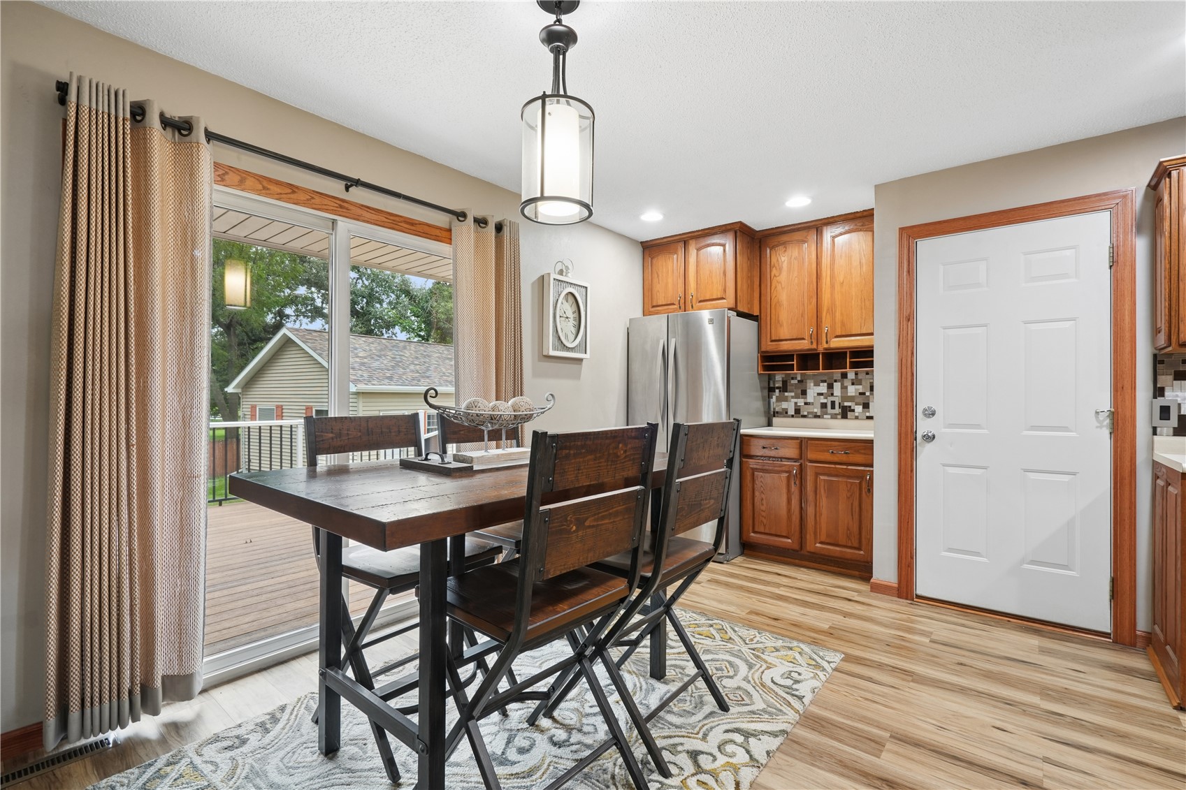45 N. Mentzer Road Robins IA 52328