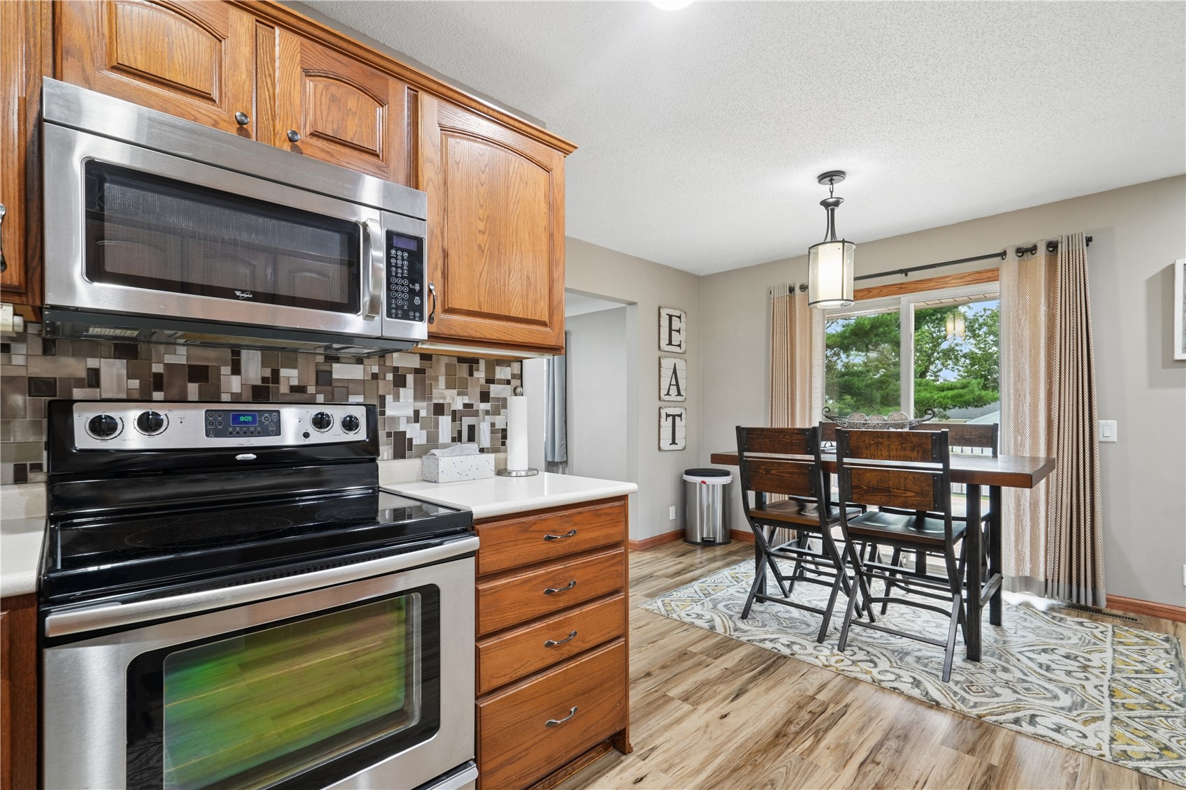45 N. Mentzer Road Robins IA 52328