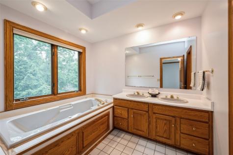 3519 Timber Ridge Trail NE Cedar Rapids IA 52411