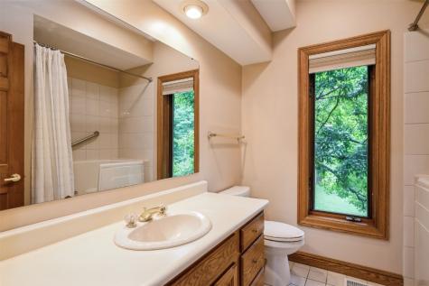 3519 Timber Ridge Trail NE Cedar Rapids IA 52411