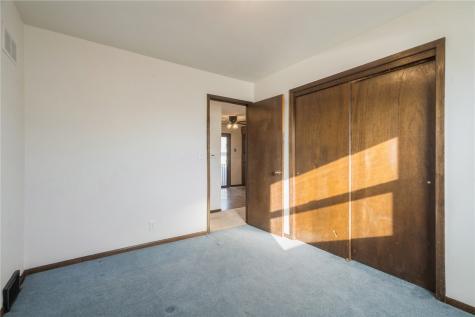 1632 Elaine Drive NW Cedar Rapids IA 52405