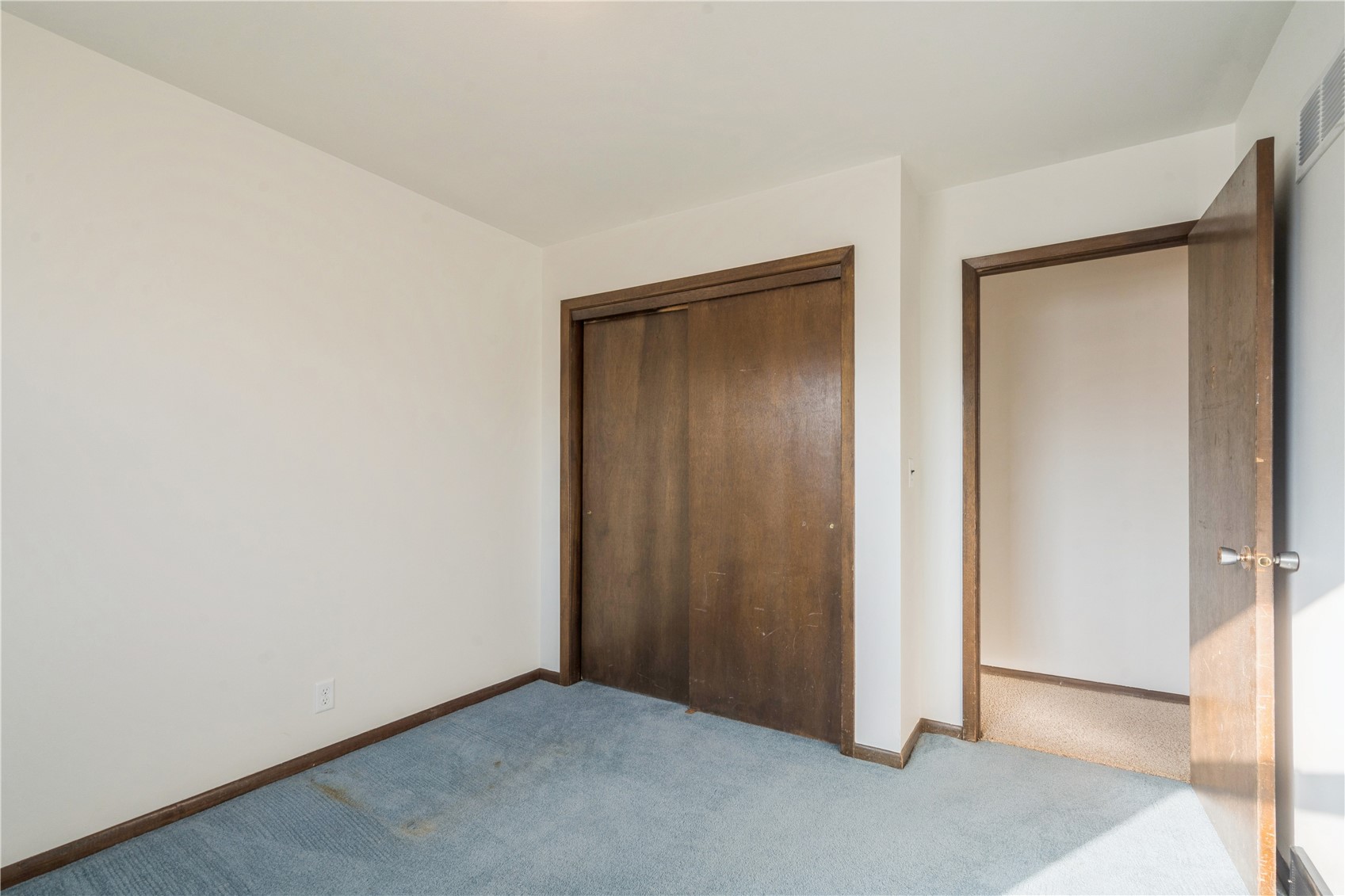 1632 Elaine Drive NW Cedar Rapids IA 52405