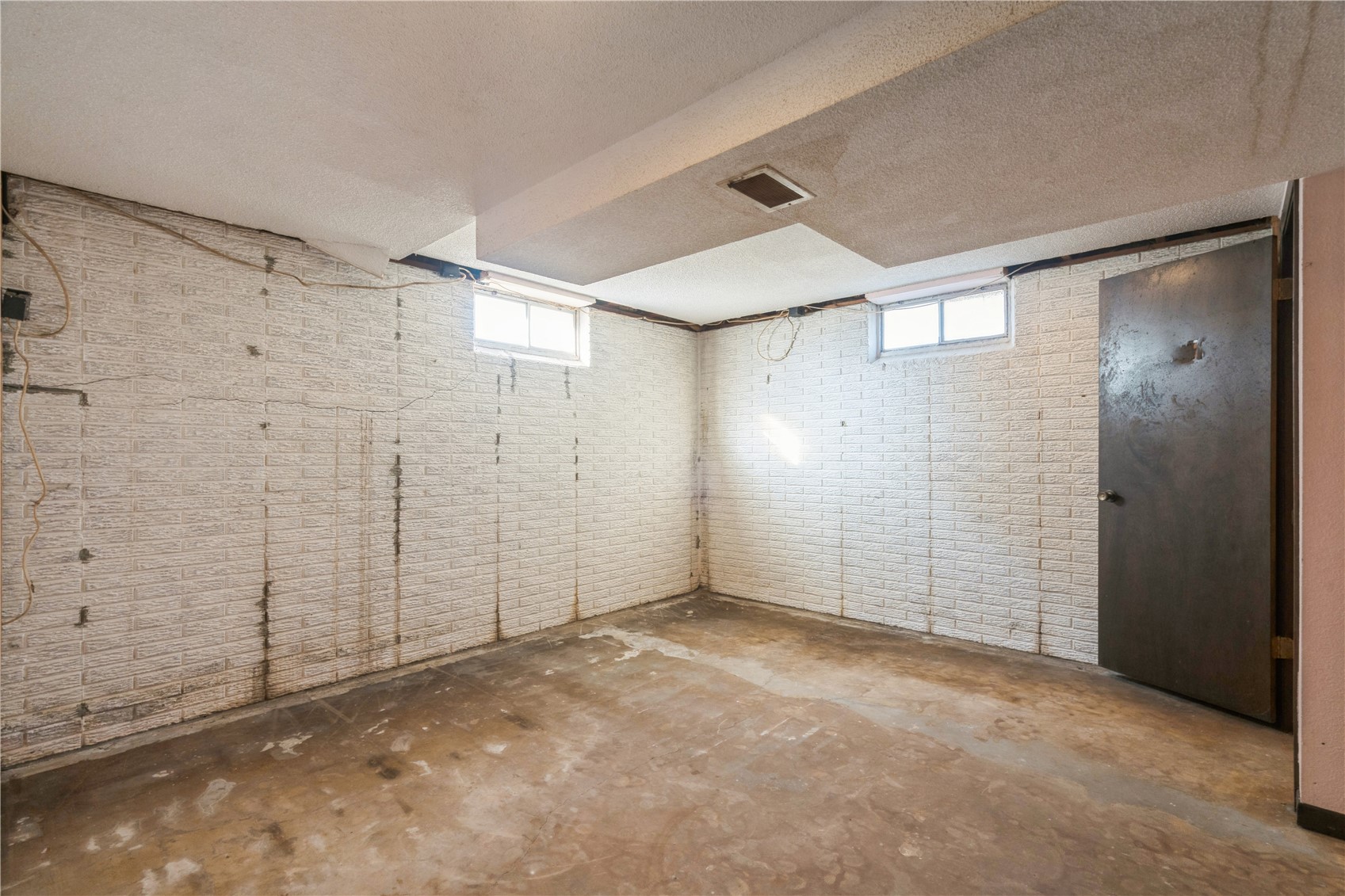 1632 Elaine Drive NW Cedar Rapids IA 52405