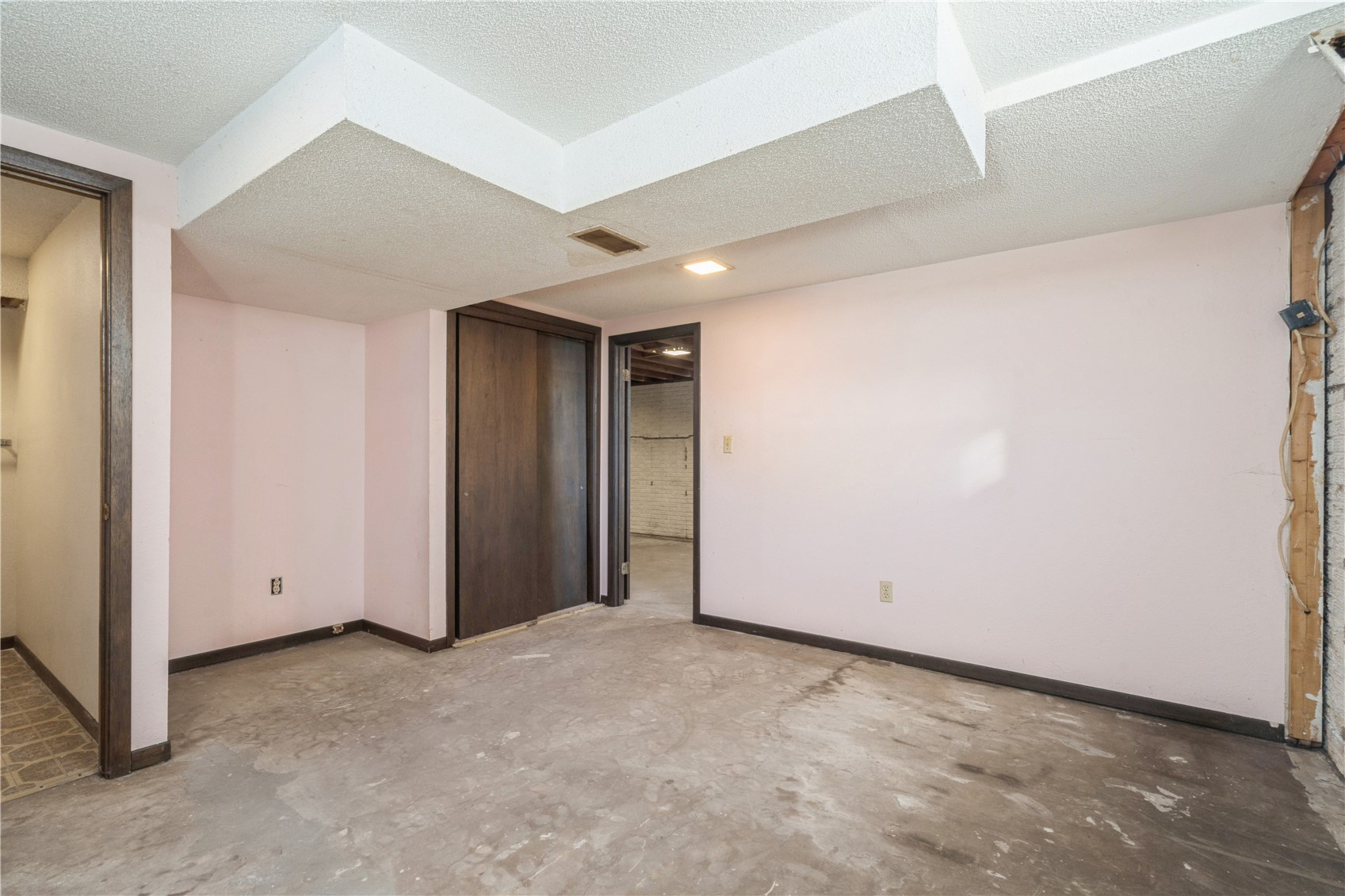 1632 Elaine Drive NW Cedar Rapids IA 52405
