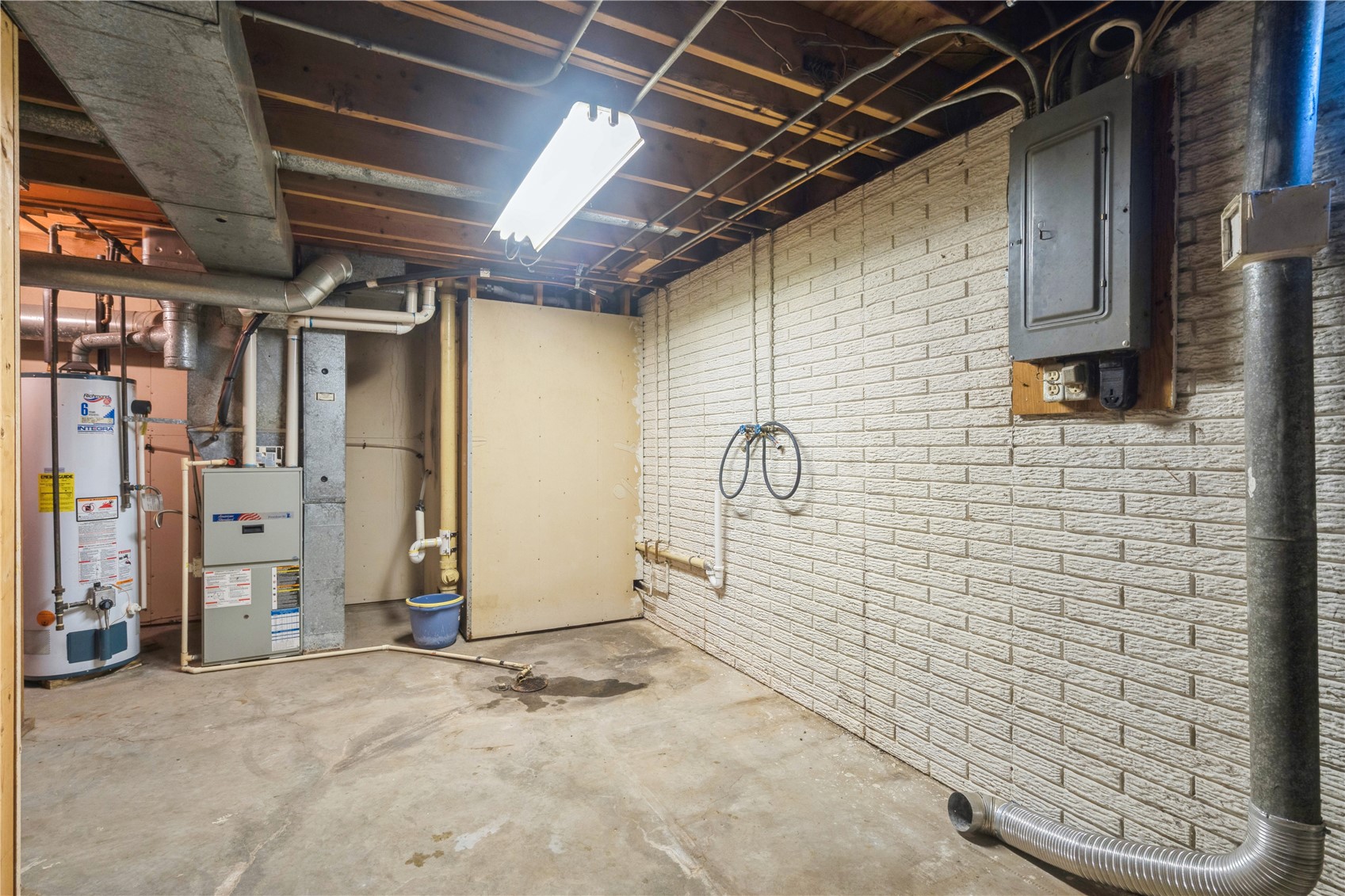 1632 Elaine Drive NW Cedar Rapids IA 52405