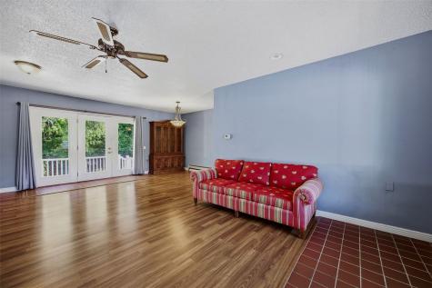 700 East 3rd Street Anamosa IA 52205
