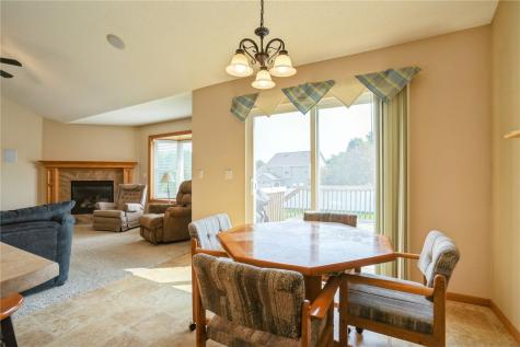 1880 Oak Creek Drive Marion IA 52302