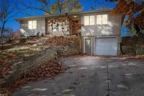 3000 Carroll Drive SE Cedar Rapids IA 52403