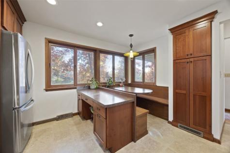 3000 Carroll Drive SE Cedar Rapids IA 52403