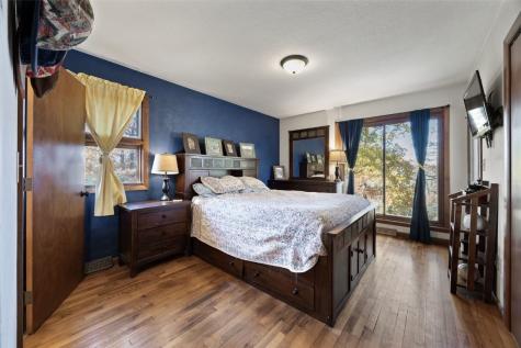 3000 Carroll Drive SE Cedar Rapids IA 52403