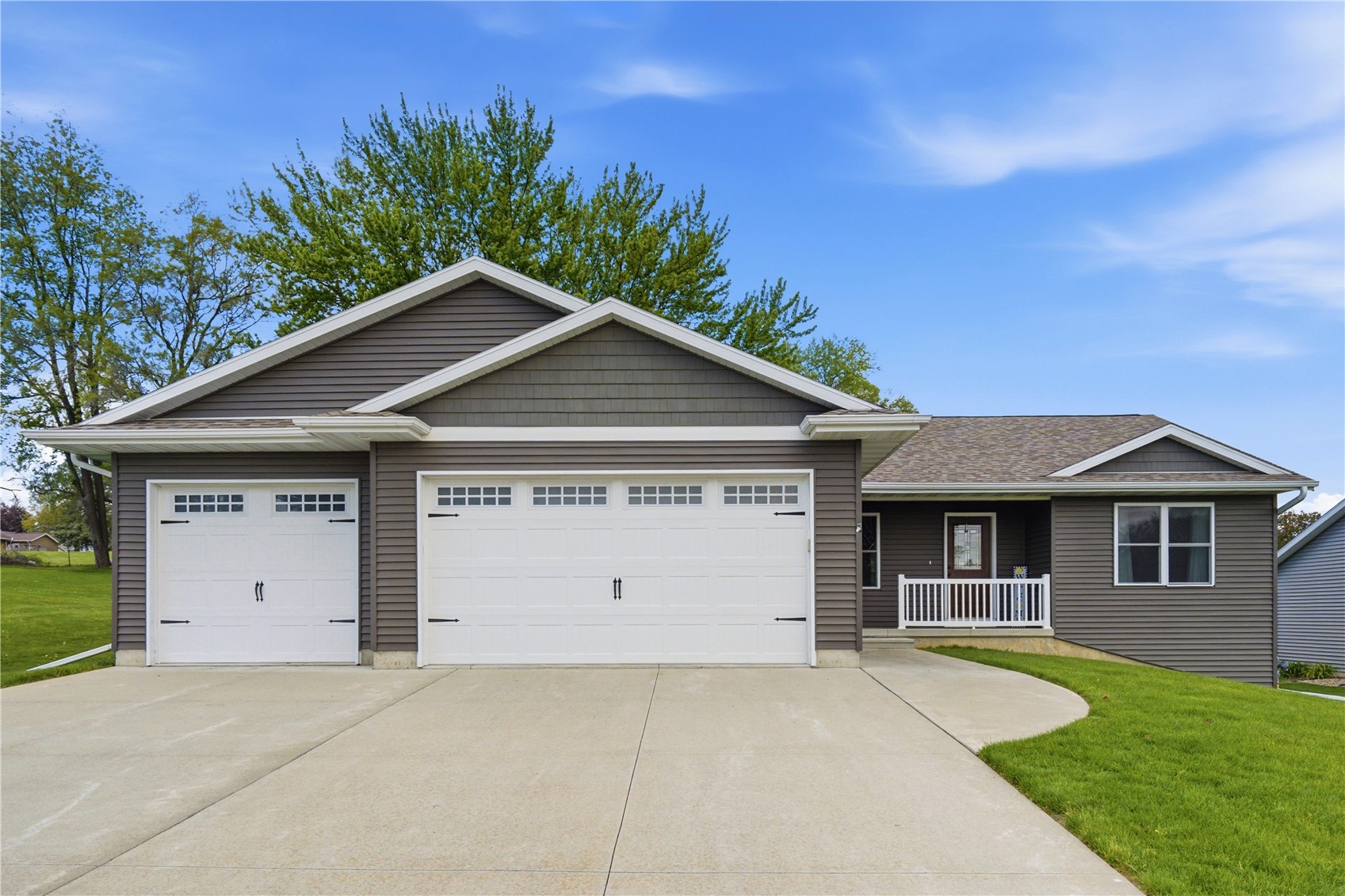 735 Breckenridge Drive Monticello IA 52310