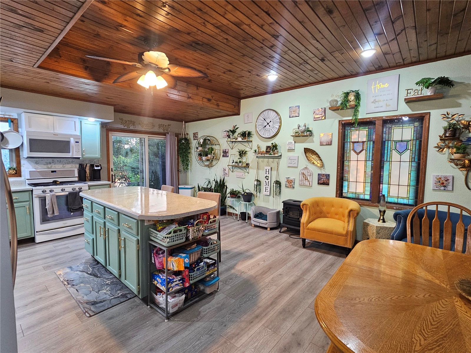 101 Sunset Drive Anamosa IA 52205