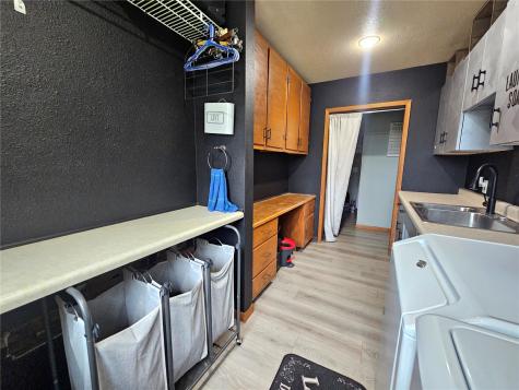 101 Sunset Drive Anamosa IA 52205