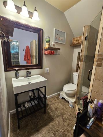101 Sunset Drive Anamosa IA 52205
