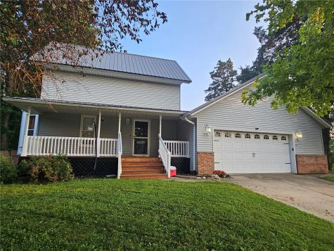 101 Sunset Drive Anamosa IA 52205
