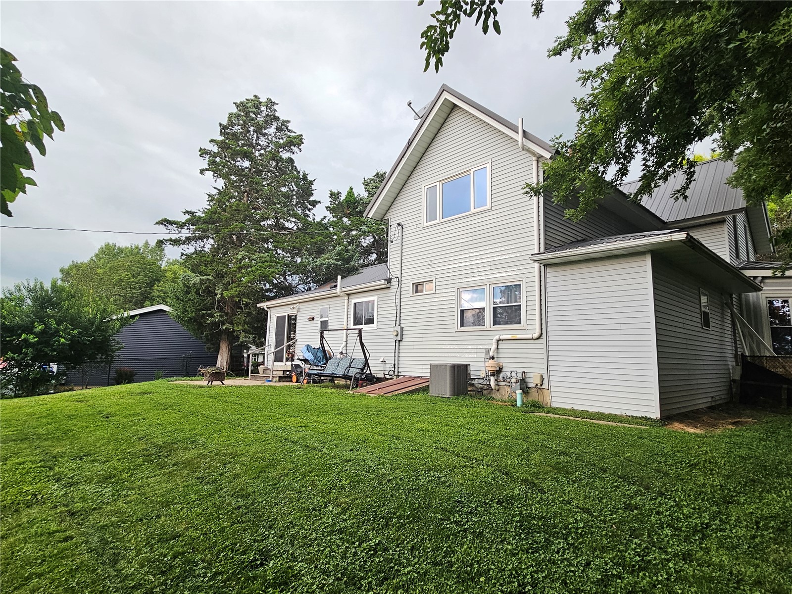 101 Sunset Drive Anamosa IA 52205