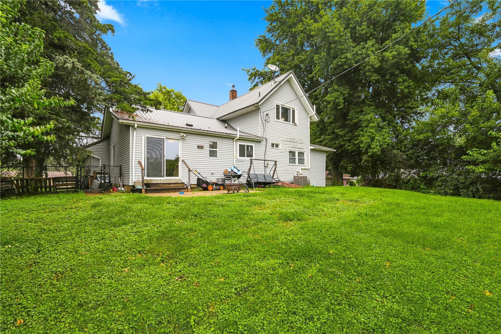 101 Sunset Drive Anamosa IA 52205