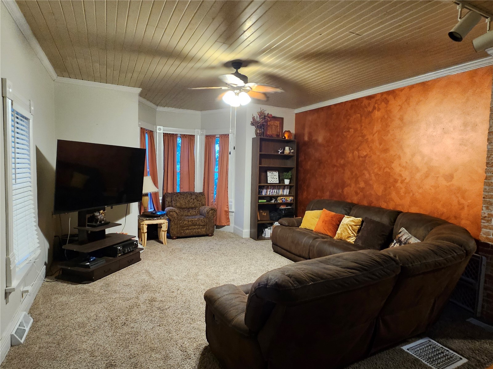 101 Sunset Drive Anamosa IA 52205